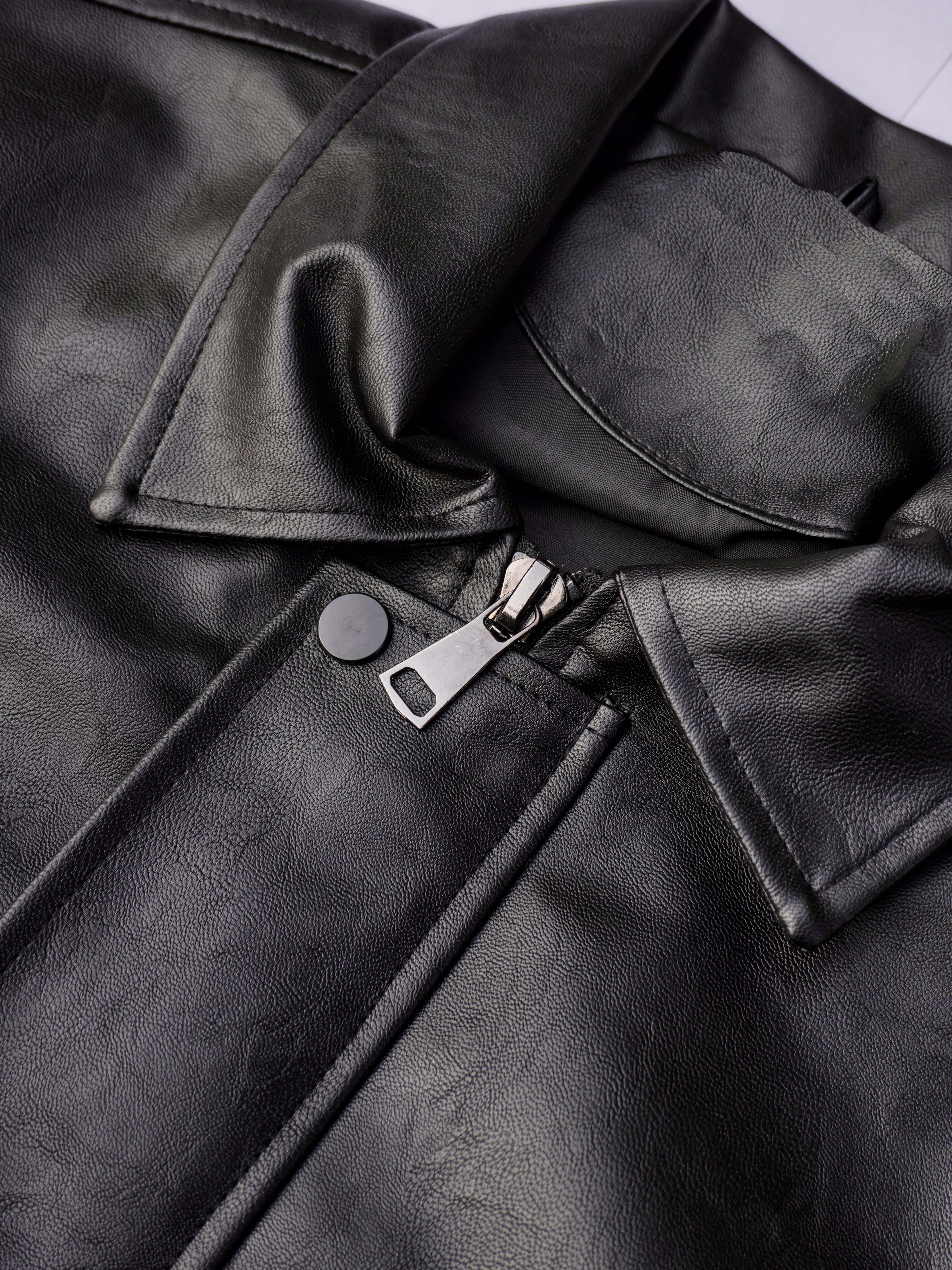 Noir Edge Heavyweight™ Leather Jacket